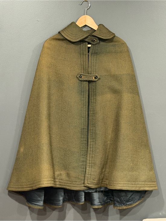 Other - Vintage WWII Military Olive Green Wool Cape Coat